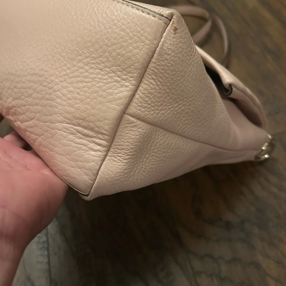 Vince Camuto Chic Plum Flap Snap Leather Crossbody Bag in Cameo Rose - Picture 4 of 12